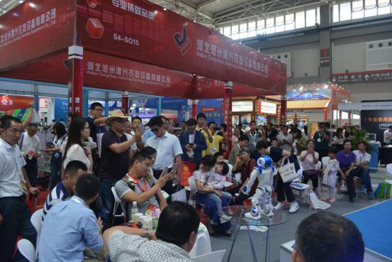 直播养猪：第十五届（2017）中国畜牧业博览会在青岛隆重拉开帷幕