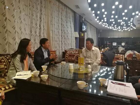 雏鹰农牧集团领导赴西藏林芝洽谈雏鹰藏香猪产业化项目