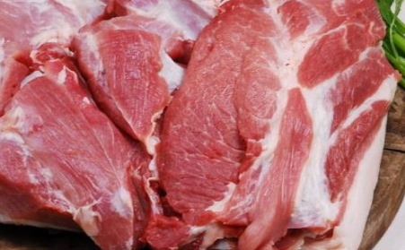 2017年1-7月，猪肉进口量75万吨，相当于968万头生猪。