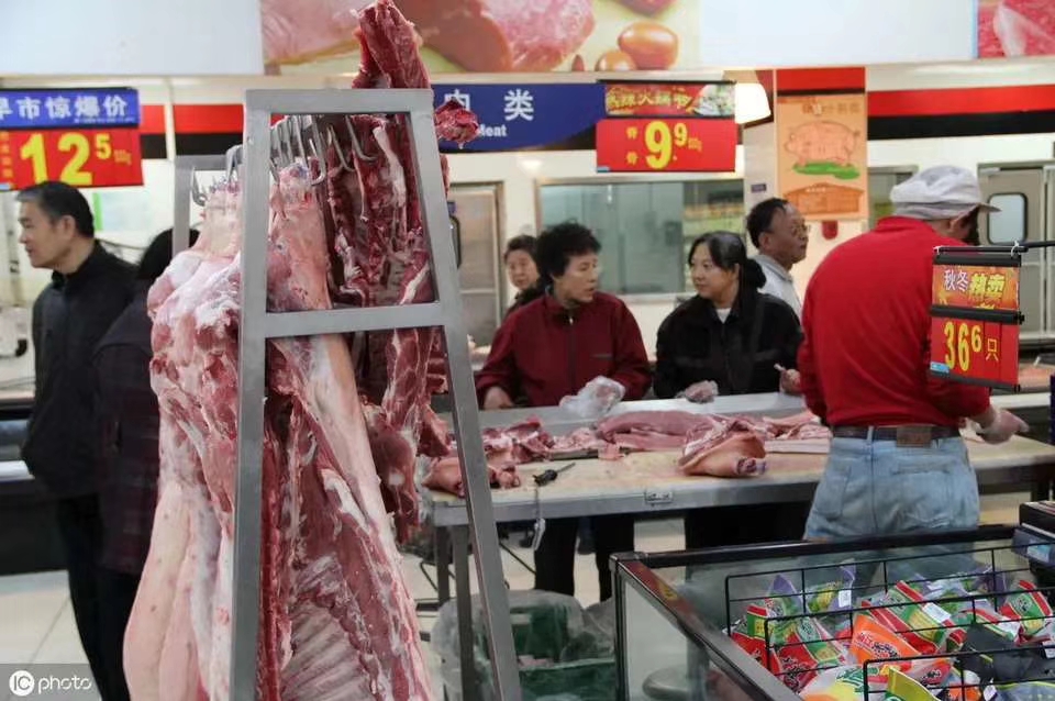 猪肉价格高到30一斤，啥时候恢复10元？专家3-5年