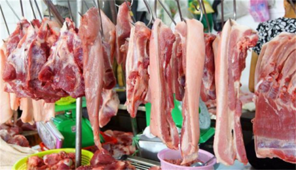 美国猪肉分割块价格走高，全球肉类产量下降，饲料需求减少